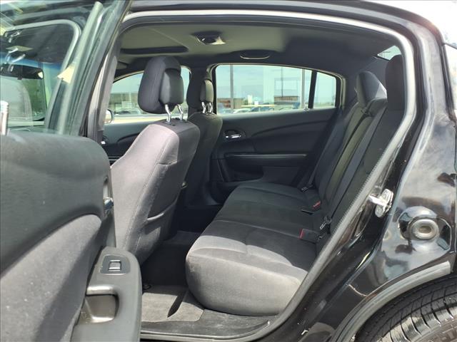 2013 Chrysler 200 Touring:R8365R