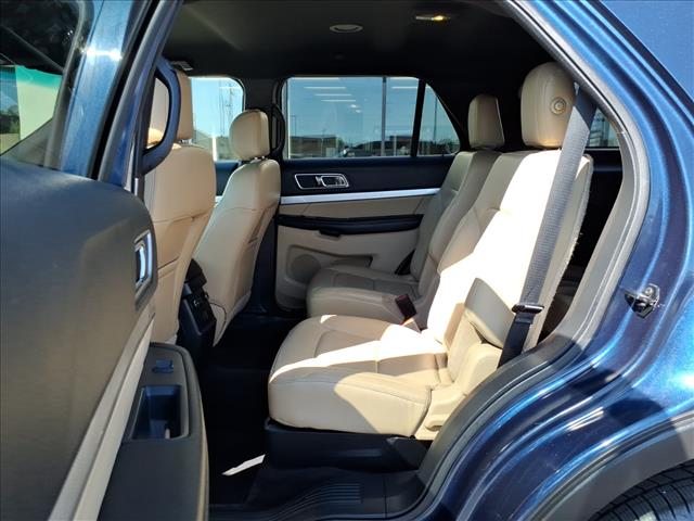 2016 Ford Explorer XLT:R8466M