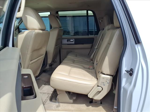 2011 Ford Expedition EL XLT:R8329M
