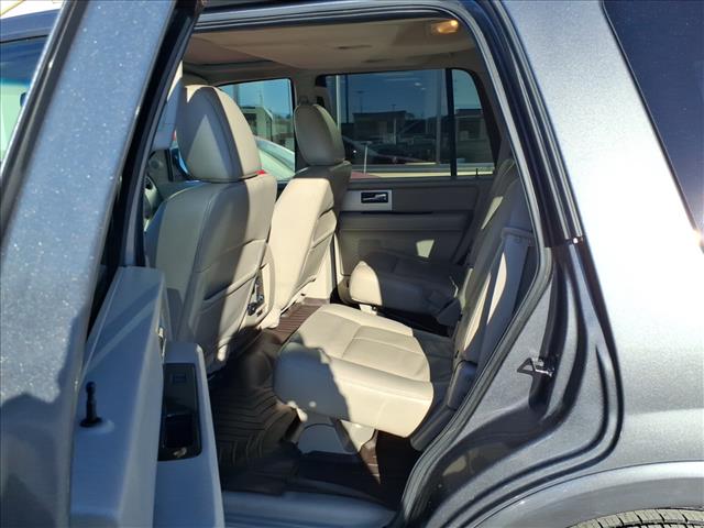 2013 Ford Expedition Limited:R8261C