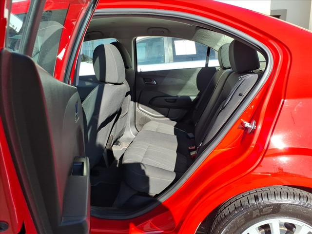 2019 Chevrolet Sonic LT Auto:R8162C