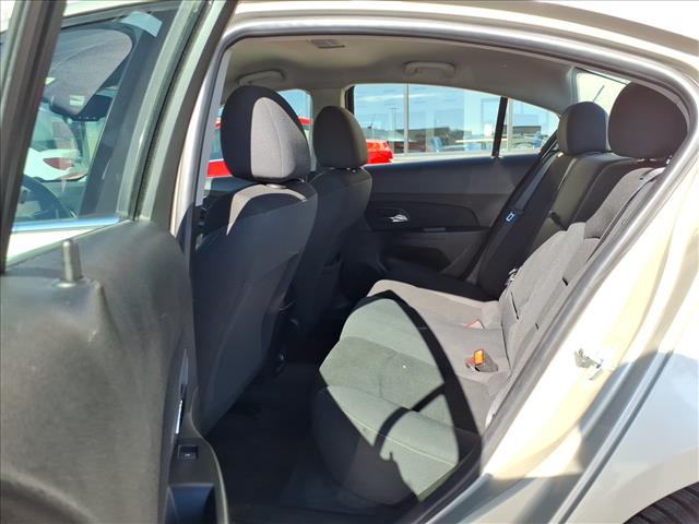 2016 Chevrolet Cruze Limited 1LT Auto:R8212M