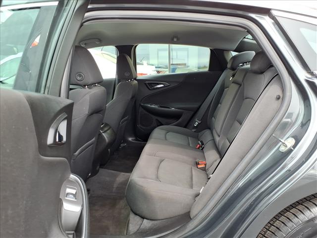 2017 Chevrolet Malibu LS:R8251M