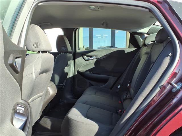 2016 Chevrolet Malibu LS:R8513M