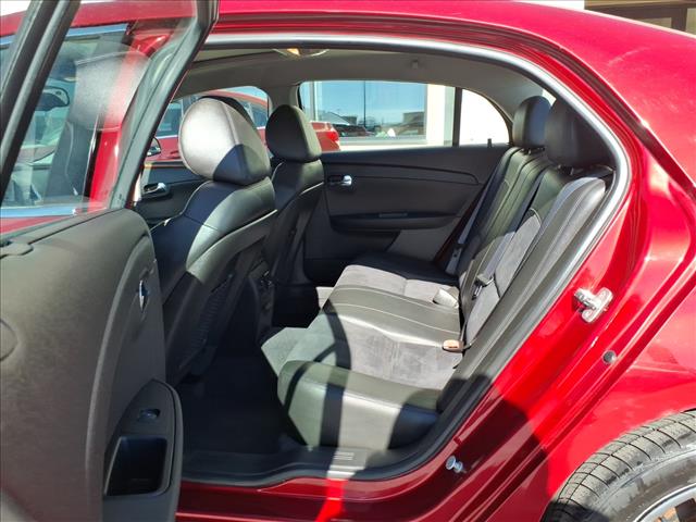 2012 Chevrolet Malibu LT:R8270C