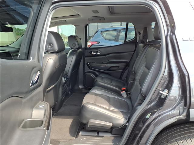 2017 GMC Acadia SLT-1:R8394C
