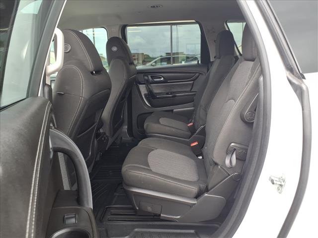 2017 Chevrolet Traverse LT:R8401C
