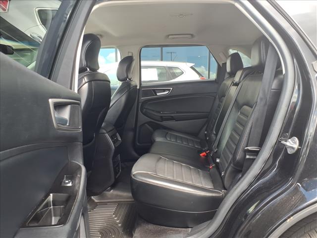 2016 Ford Edge SEL:R8382M