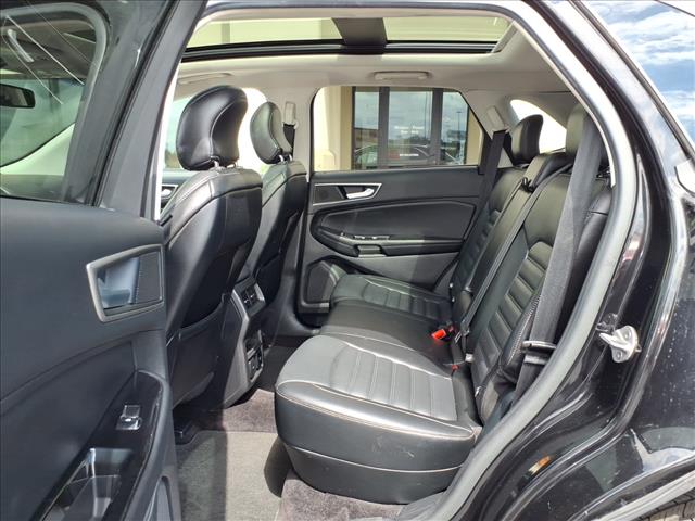 2016 Ford Edge SEL:R8413M