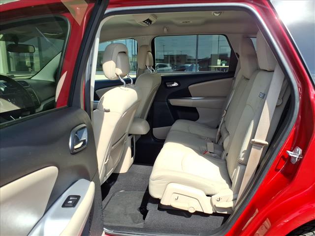 2016 Dodge Journey SXT:R8308C