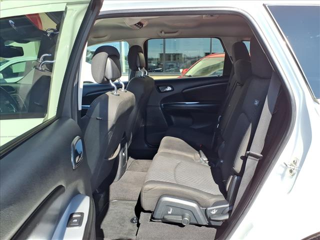 2016 Dodge Journey Crossroad:R8237M