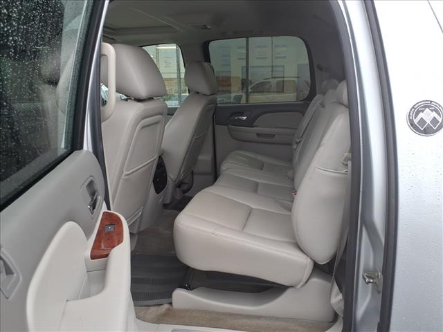 2013 Chevrolet Avalanche LTZ Black Diamond:R8343M