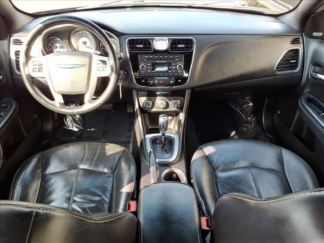 2013 Chrysler 200 Limited