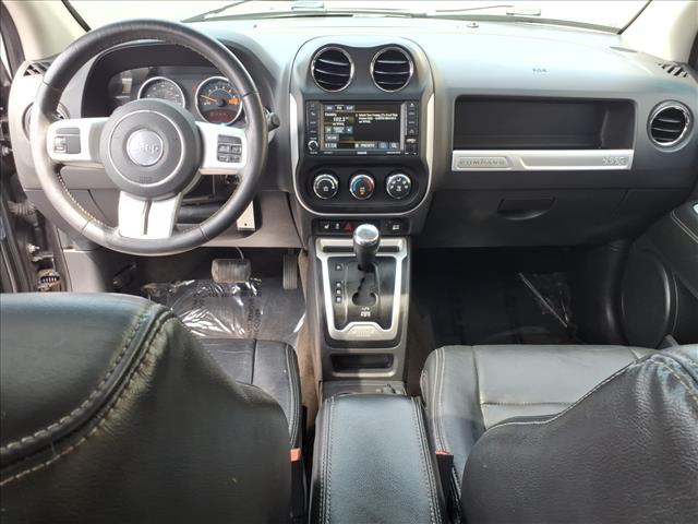 2017 Jeep Compass High Altitude:R8368C