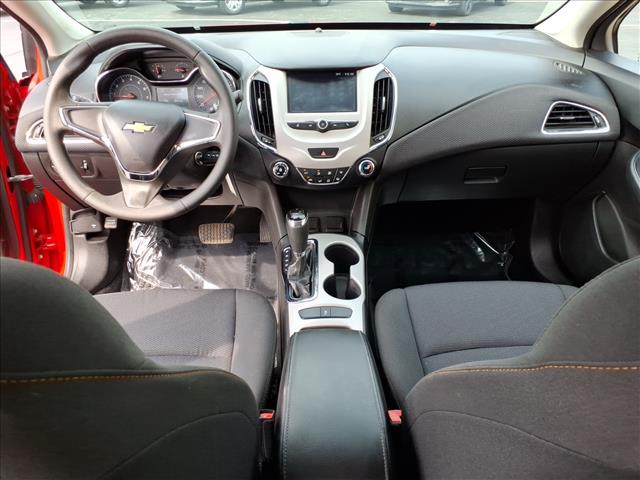 2016 Chevrolet Cruze LS Auto:R8440M