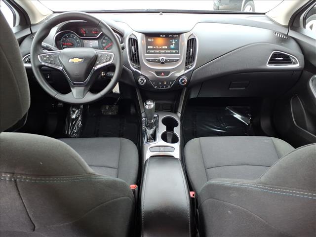 2018 Chevrolet Cruze LT Auto:R8242M