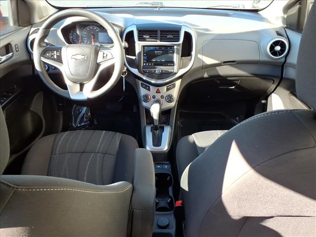 2019 Chevrolet Sonic LT Auto:R8162C