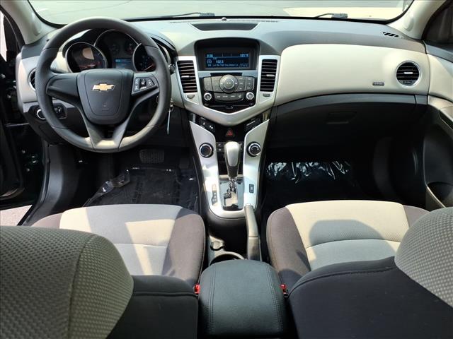 2014 Chevrolet Cruze LS Auto:R8422M