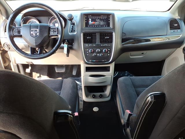 2014 Dodge Grand Caravan SE 30th Anniversary:R8400C