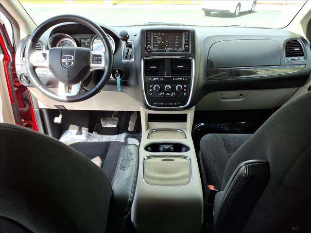 2014 Dodge Grand Caravan SXT:R8293C