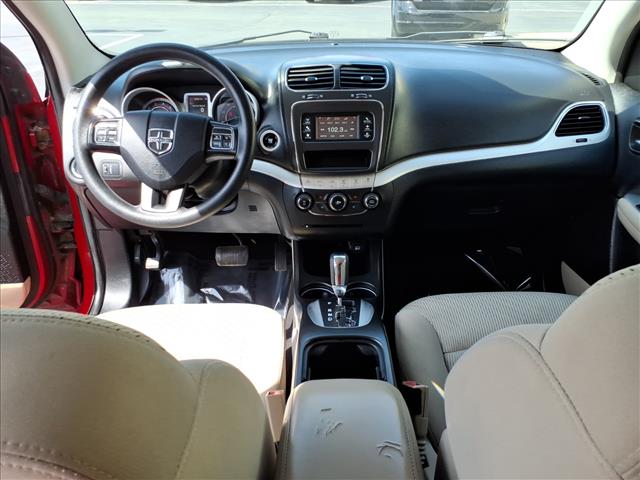 2016 Dodge Journey SXT:R8308C