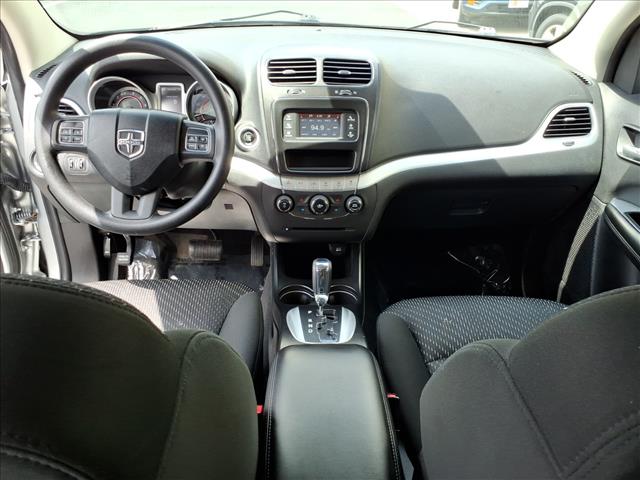 2011 Dodge Journey Mainstreet:R8429M