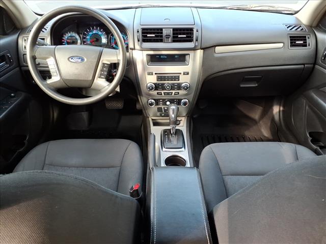 2012 Ford Fusion SE:R8138C