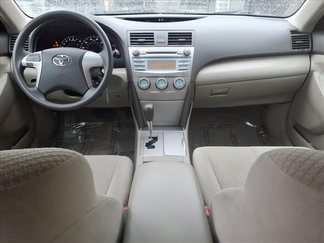 2009 Toyota Camry XLE:R8390R