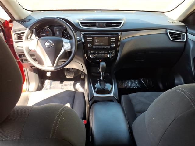 2016 Nissan Rogue SV:R8333C