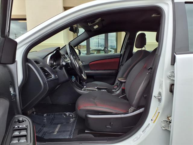 2012 Dodge Avenger SXT Plus