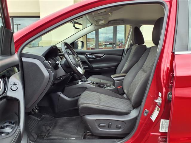 2017 Nissan Rogue Sport SV