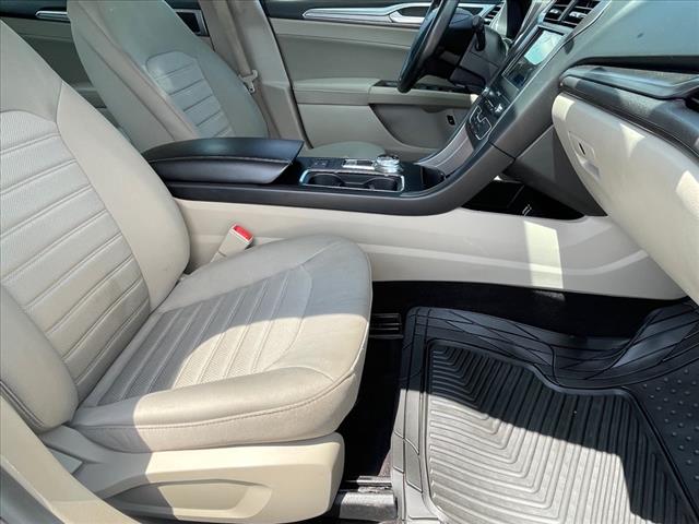 2020 Ford Fusion Hybrid SE