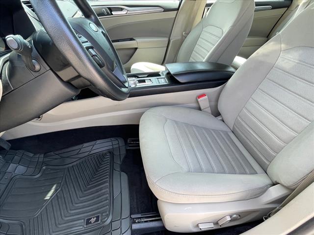 2020 Ford Fusion Hybrid SE