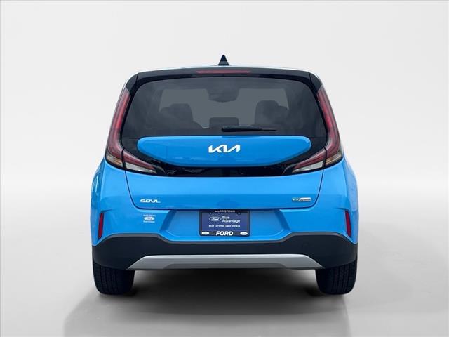 2023 Kia Soul EX