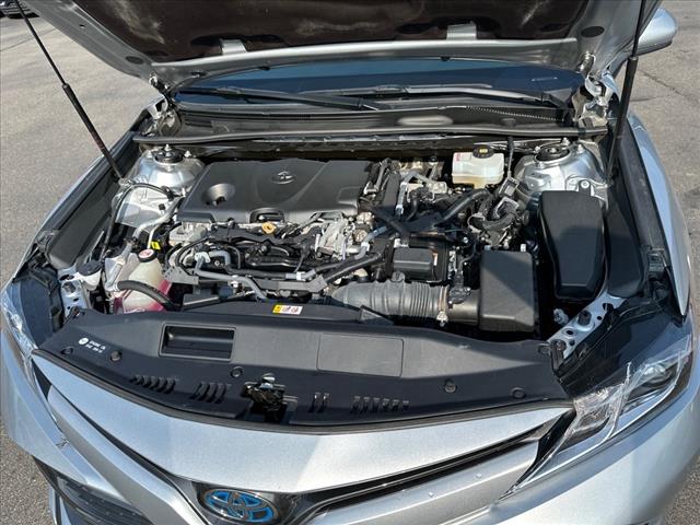 2019 Toyota Camry Hybrid LE