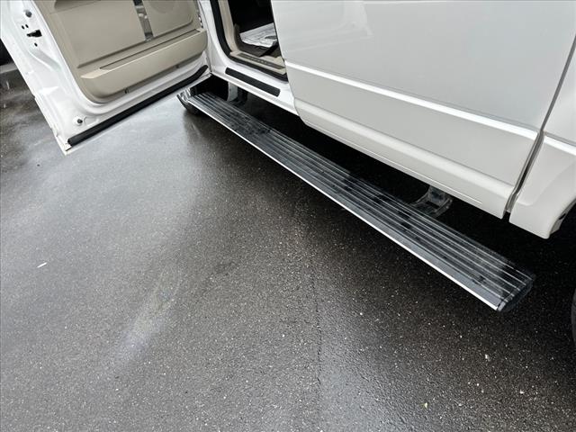 2017 Lincoln Navigator L Select