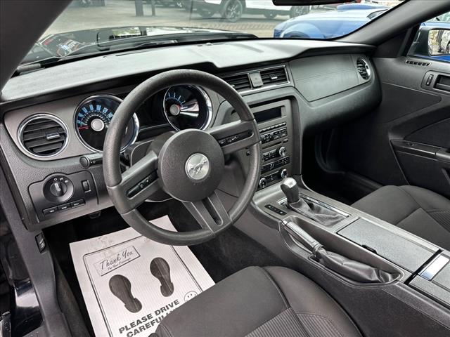 2012 Ford Mustang V6