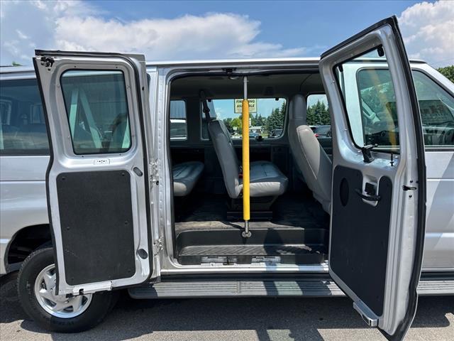 2014 Ford E-Series E-350 SD XL