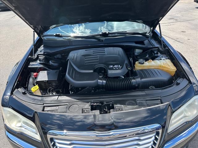 2013 Chrysler 300 Base