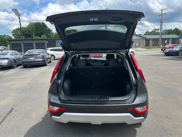 2024 Kia Niro LX