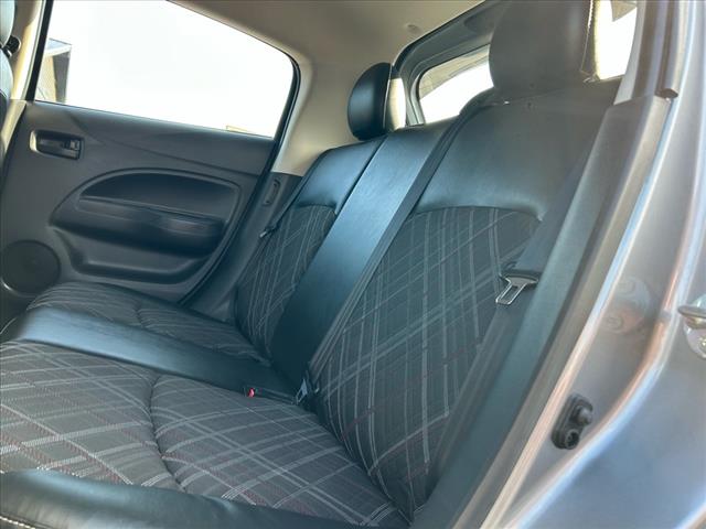 2023 Mitsubishi Mirage SE