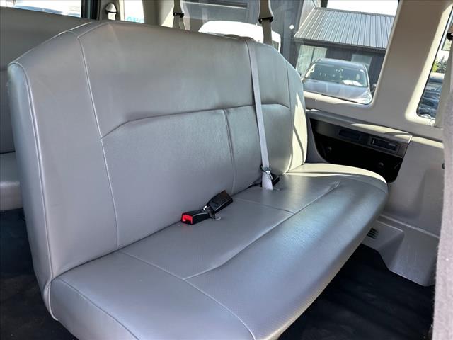 2014 Ford E-Series E-350 SD XL