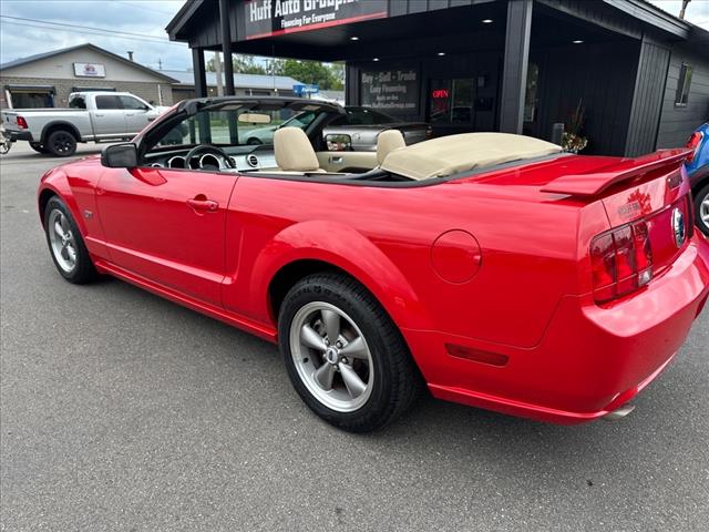 2006 Ford Mustang GT Deluxe