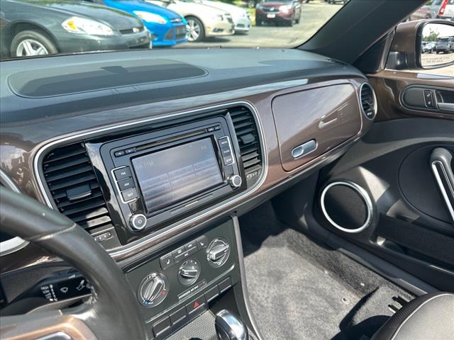 2013 Volkswagen Beetle Convertible 2.5L
