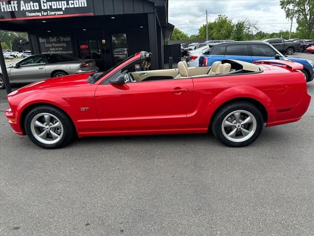 2006 Ford Mustang GT Deluxe