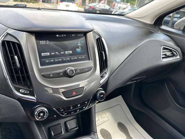 2018 Chevrolet Cruze LT Auto