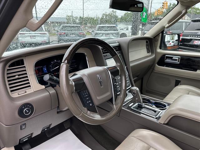 2017 Lincoln Navigator L Select