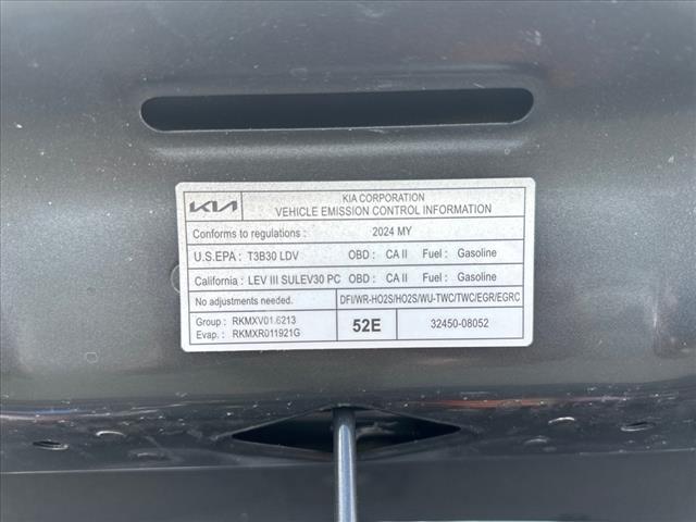 2024 Kia Niro LX