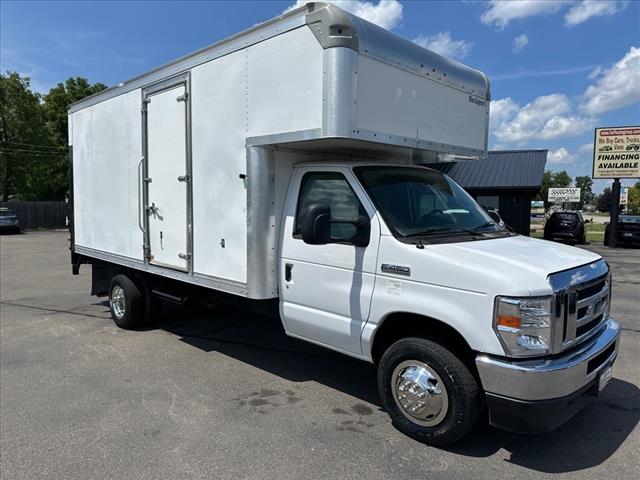 2021 Ford E-Series E-450 Cutaway DRW 176 WB