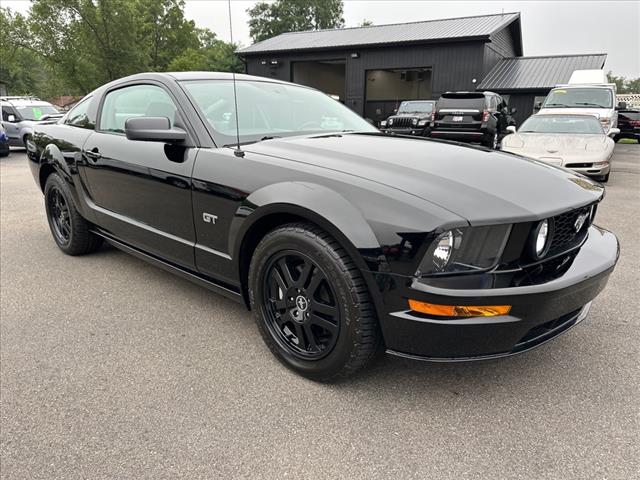 2006 Ford Mustang GT Deluxe